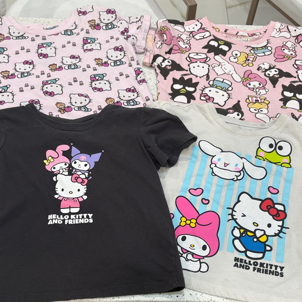 Hello Kitty and Friends T-Shirt bundle size S/M